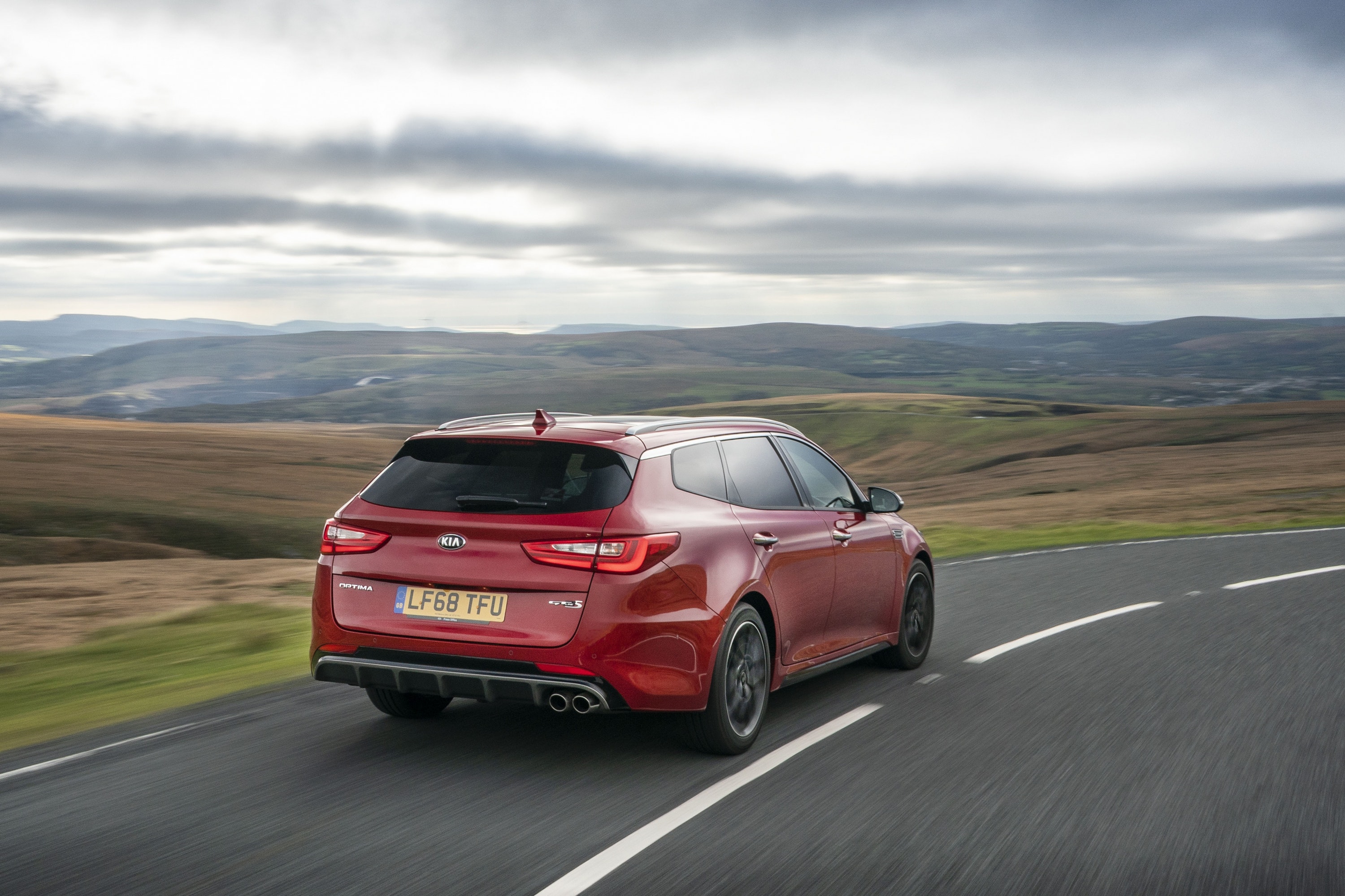 Rear view of Kia Optima Sportwagon